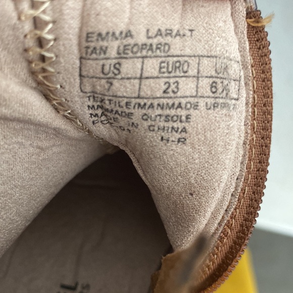 boots - Picture 6 of 8